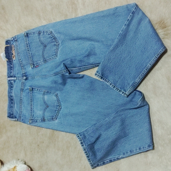 Levi's - Picture 4 of 6